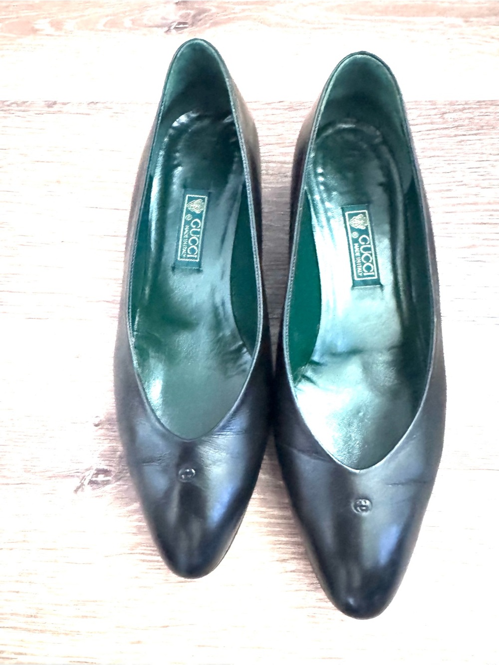 Vintage Gucci Black Leather Pointed Kitten Heeled Pumps